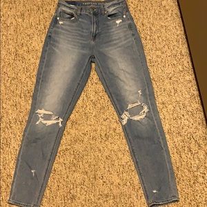 American eagle Mom jeans